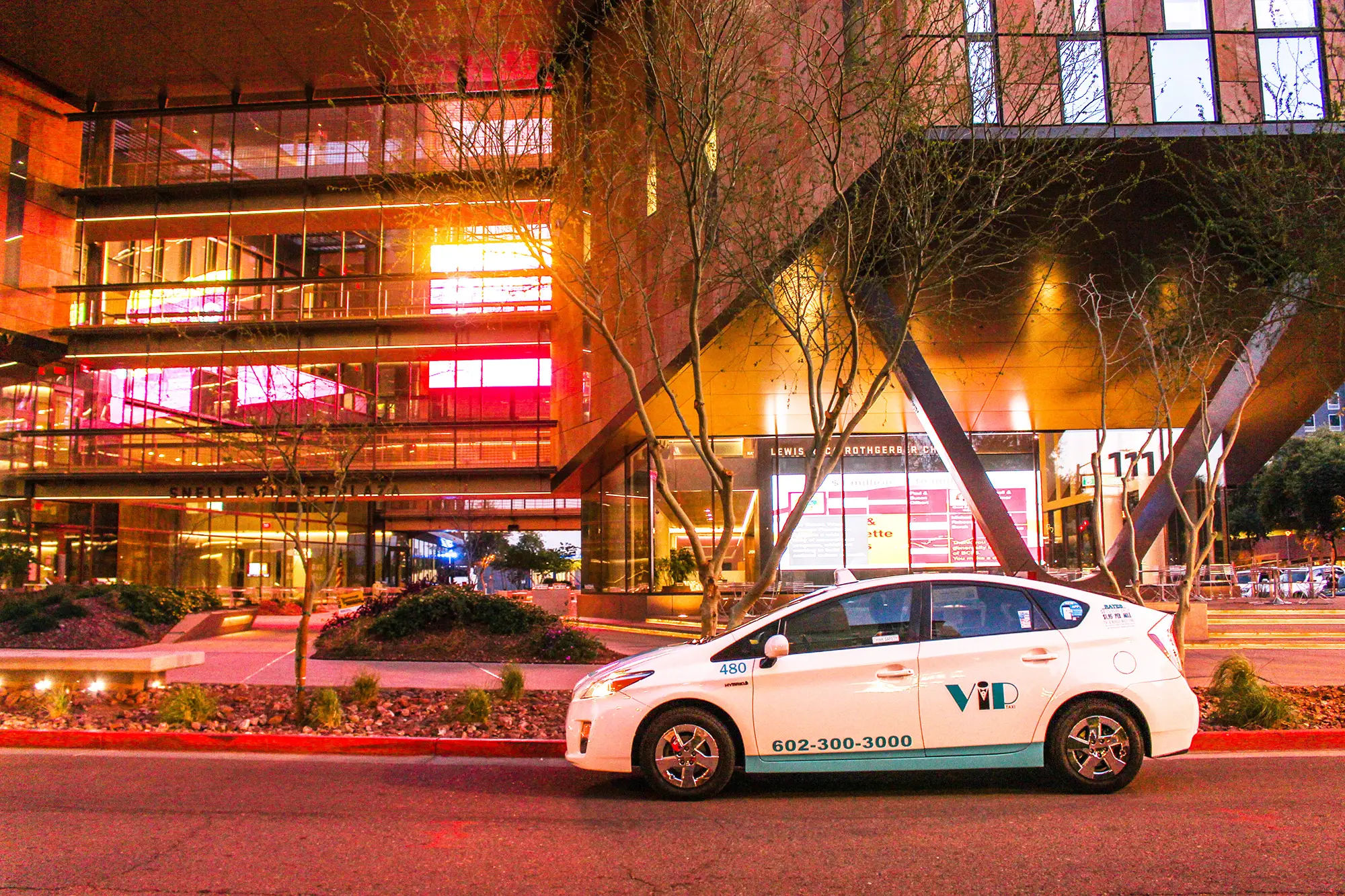 VIP Taxi for Airport Rides for College Students